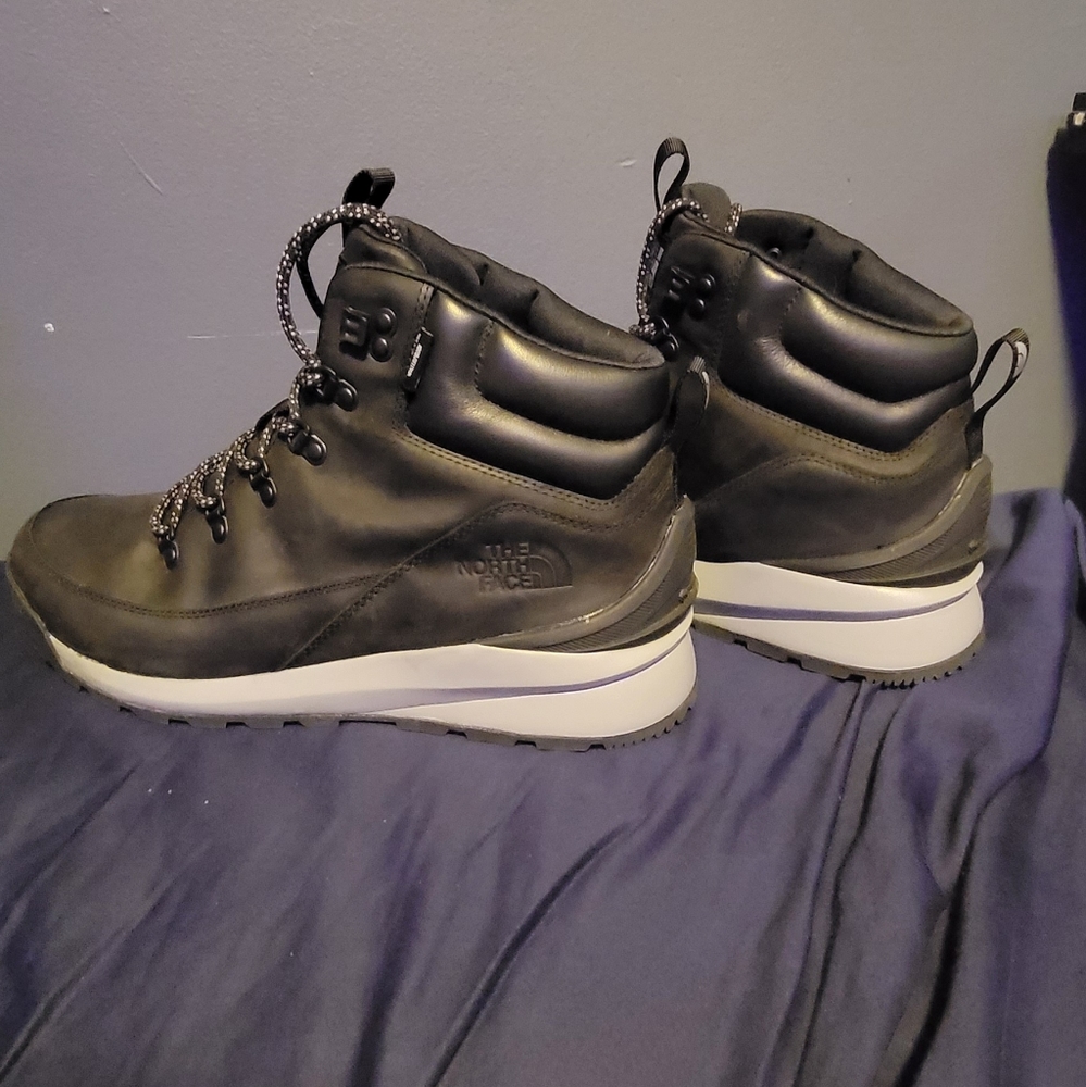 North face boots